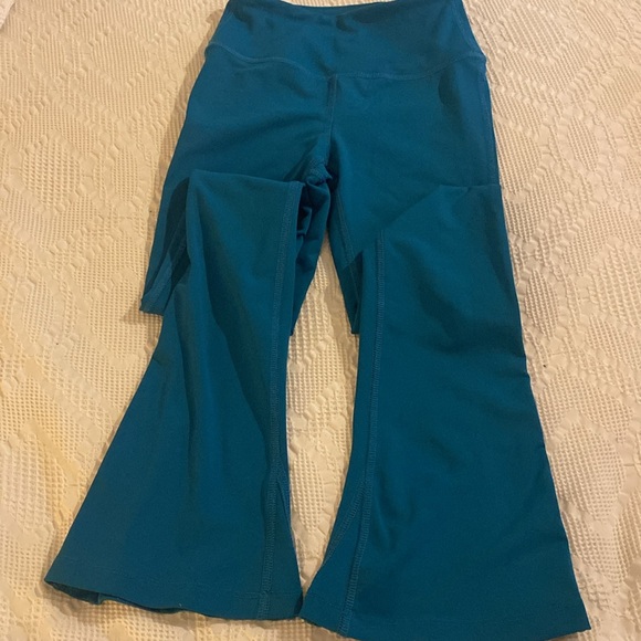 Tiger, Friday child extra large blue flare leggings - Picture 4 of 4